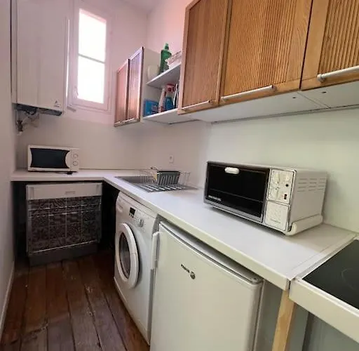 Apartament A 50m De La